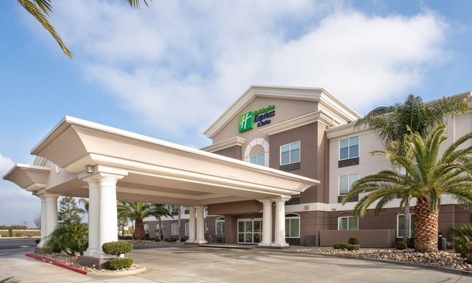Chowchilla Hotel | Holiday Inn Express & Suites Chowchilla - Yosemite Park Area by IHG