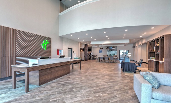 Bayou Cane Hotel | Holiday Inn Houma by IHG