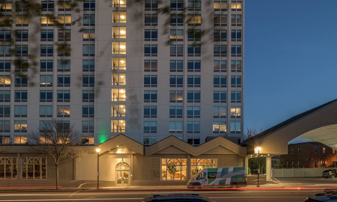 Downtown Portland Hotel | Holiday Inn Portland-By the Bay by IHG