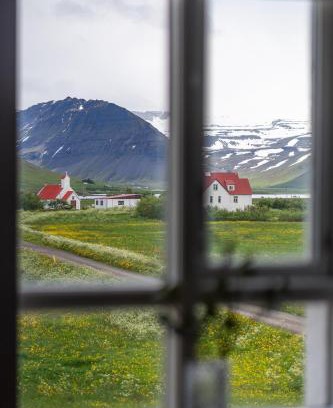 Holt Hotel | Holt Inn