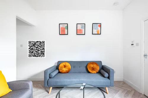 Stoke-on-Trent Haus | Home Away From Home Local To A Lot Of Amenities