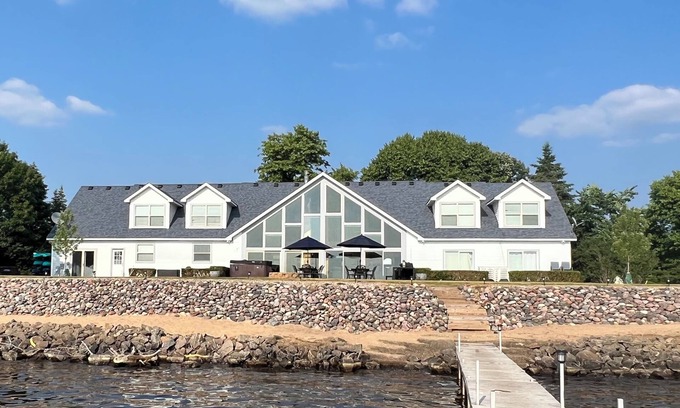 Arkdale Kabine | Schönes großes Haus am Lake Petenwell - ca. 30 Minuten von den Wi Dells!