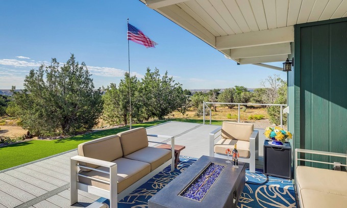 Farmington Haus | NEU! Home w / Views & Fire Pit, 10Mi zu den Azteken-Ruinen!