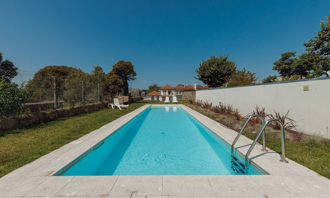 Centro / Baixa Wohnung | HOME WITH A POOL by VACATIONY