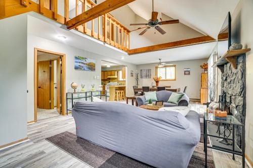 Jim Thorpe Haus | Home with Fire Pit in Jim Thorpe 6 Mi to Dtwn!
