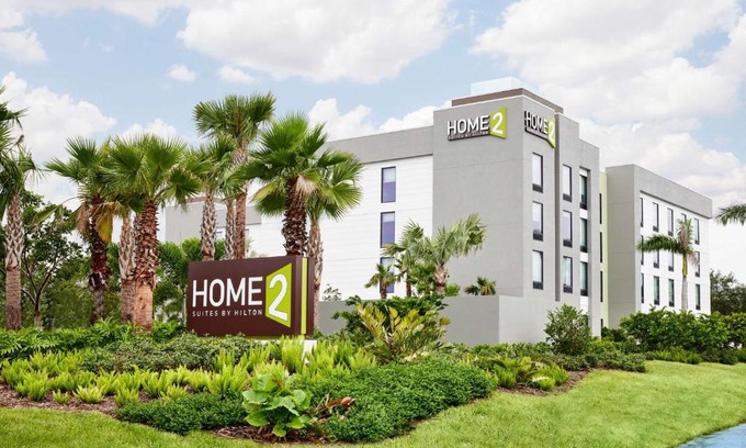 North River Shores Hotel | Home2 Suites By Hilton Stuart