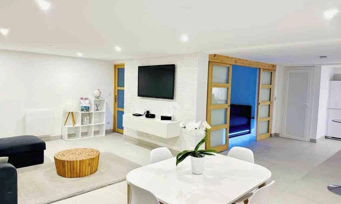 Excenevex Wohnung | Homerez - Apartment by the lake in Excenevex