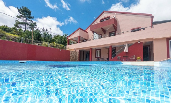 Prazeres Wohnung | Homerez - Apartment in Prazeres