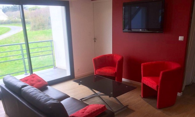 Planguenoual Wohnung | Homerez - Appartement for 4 ppl. with sea view and terrace at Lamballe-Armor