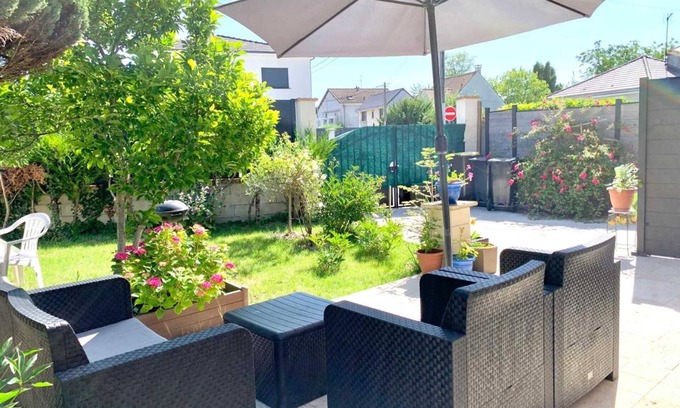 Pontault-Combault Wohnung | Homerez - Apt. Pontault-Combault