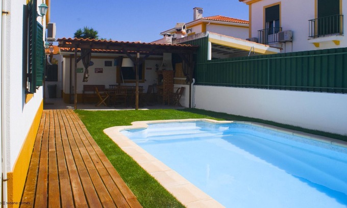 Sao Simao Haus | Homerez - Haus 16 km vom Strand entfernt für 9 Pers. mit Schwimmbad und Terrasse