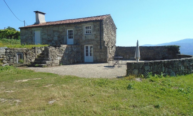 Bico Haus | Homerez - Charming House in Andeviso with Mountain View