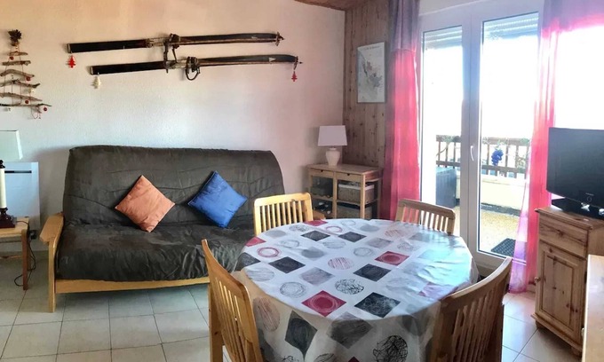 Eyne 2600 Wohnung | Homerez - Gemütliche Wohnung mit Bergblick