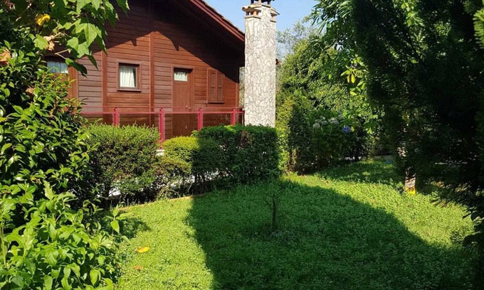 Ourem Wohnung | Homerez - Gemütliches Studio mit Balkon in Matas 20 m² und Jacuzzi