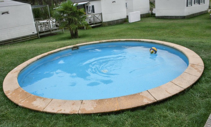 Burinhosa Haus | Homerez - House in Pataias, shared pool