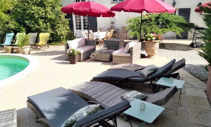 Arsac Villa | Homerez - Villa in Arsac mit Pool
