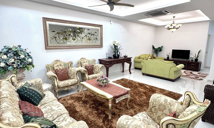 Shah Alam Haus | Homestay 7-12pax In Shah Alam