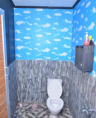 Ampana Haus | Homestay & Resto 88