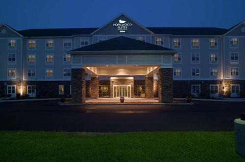 South Portland Hotel | Homewood Suites by Hilton Portland