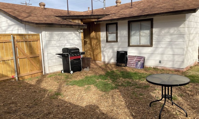 Abilene Haus | Homey 3-bedroom house in Abilene with AC