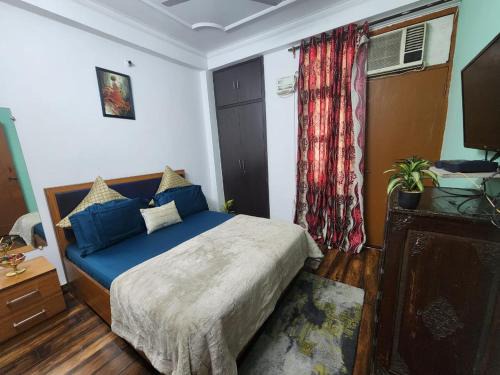 Dilshad Garden Wohnung | Homlee-Best Value-1BHK-Dilshad Metro-Kitchen