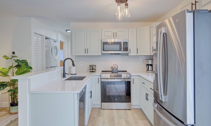 Dunedin Eigentumswohnung | No Cleaning Fee Dunedin Causeway King Beds 5 Stars Free Honeymoon Island Pass