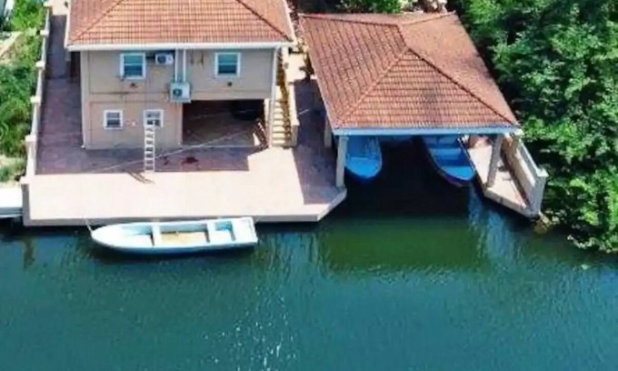 Sittee River Haus | Hopkins Beach Retreat - Canal House, swim in ocean, kayak the river, ride bikes