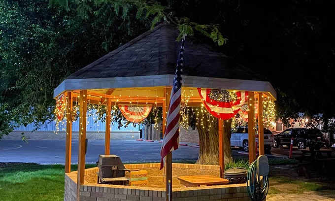 Lovell Hotel | Horseshoe Bend Motel