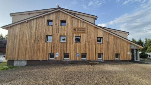 Dolni Lomna Kabine | Horská chata Severka