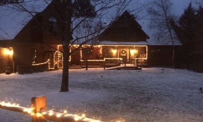 Charlevoix Bed & Breakfast | Horton Creek Inn B&B