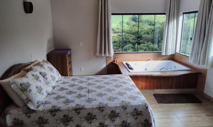 Aiuruoca Skihütte | Hospedagem Colinas Chalé 2