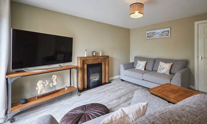 Seahouses Haus | Host & Stay | Beachcomber's Rest