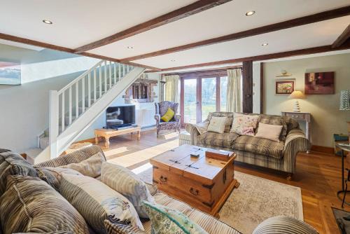 Monmouth Haus | Host & Stay - Tregaer Mill Barn