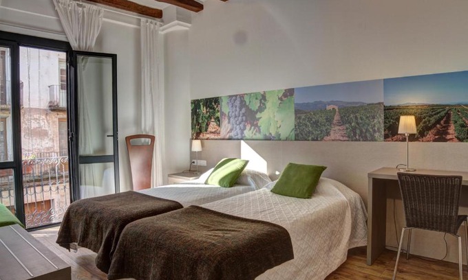 Mora d'Ebre Haus | Hostal Agrobotiga 7 de Ribera