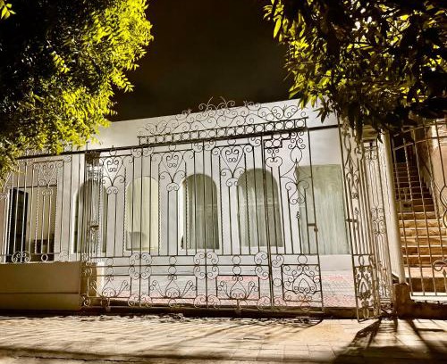 Sur Oriente Haus | Hostal Asturias Real