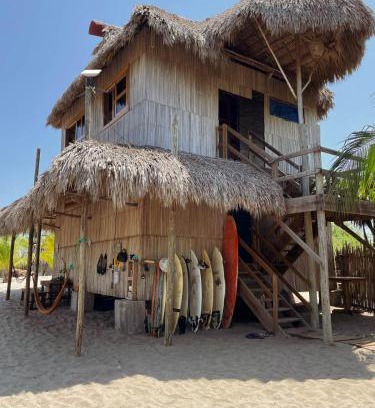 El Azufre Haus | Hostal Onahu Chacahua