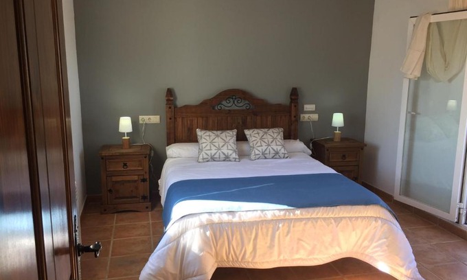 Cheles Haus | Hostal Rural La Casa Verde
