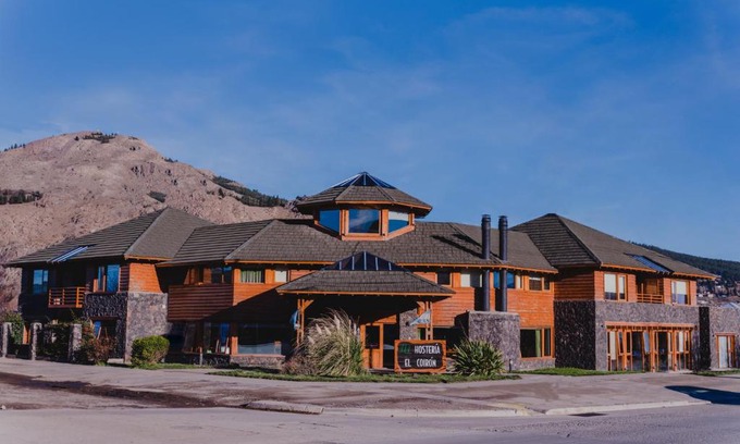 Esquel Hotel | Hostería El Coirón