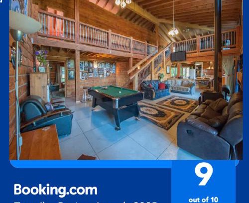 Hamurana Haus | Hot Spa Log Fire Up to 16 Guests