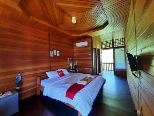 Senggigi Hotel | HOTEL BESAR BULAN BARU - Senggigi