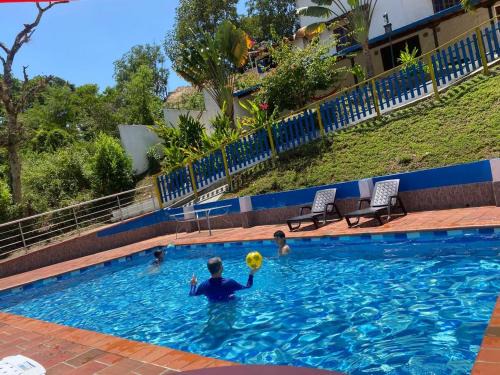 San Gil Hotel | Hotel Campestre Villa Lucila