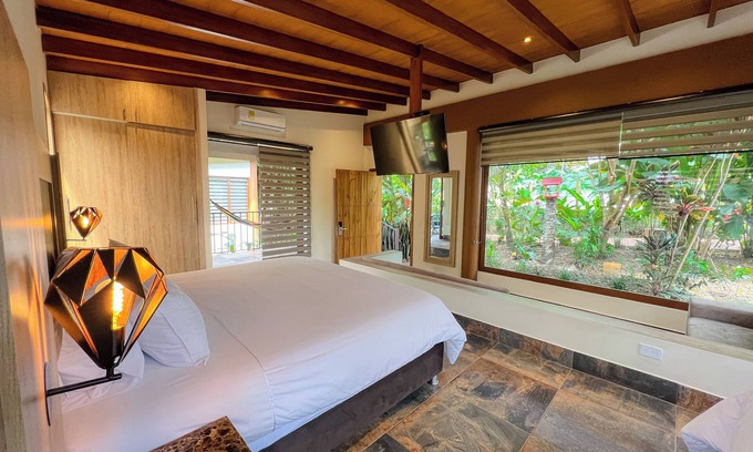 Montenegro Hotel | Hotel Delirio Campestre