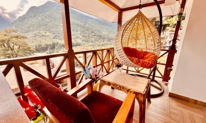 Vashist Wohnung | Hotel Hollywood - Top Rated & Most Awarded Property in Manali