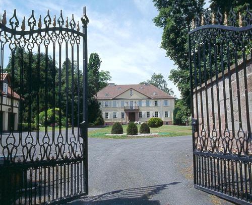 Bad Zwesten Hotel | Hotel Kavaliershaus/Schloss Bad Zwesten