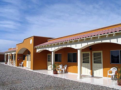 Guerrero Negro Hotel | Hotel Los Caracoles