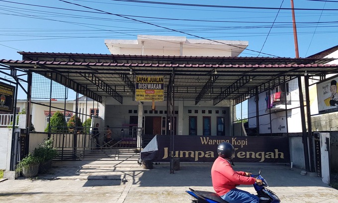 Medan Hotel | OYO 93162 Cempaka Syariah