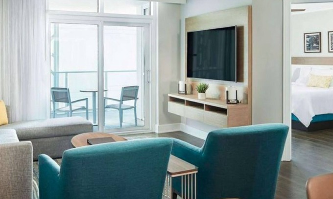 Myrtle Beach Resort | Spacious 1-bedroom + Ocean Front Balcony in Myrtle Beach - pools & hot tubs!