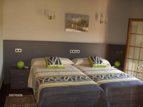 San Julian de Musques Hotel | Hotel Rural Las Palmeras Muskiz