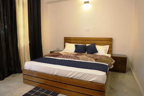 Rewalsar Haus | Hotel Tso Pema Inn - 100 meters to Lake