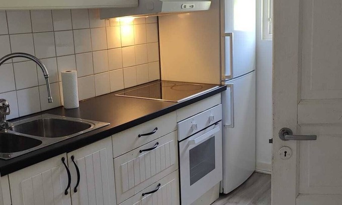 Gustavsvik Haus | House Close to Beach and Sea in Nacka